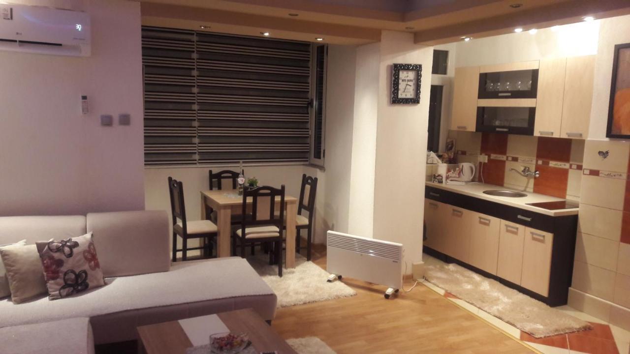Apartman Amela Mostar Bagian luar foto