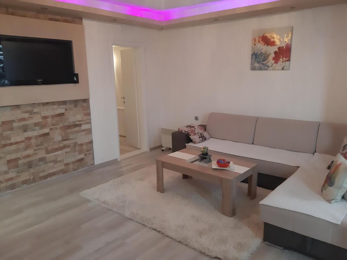 Apartman Amela Mostar Bagian luar foto
